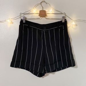Stripped Shorts